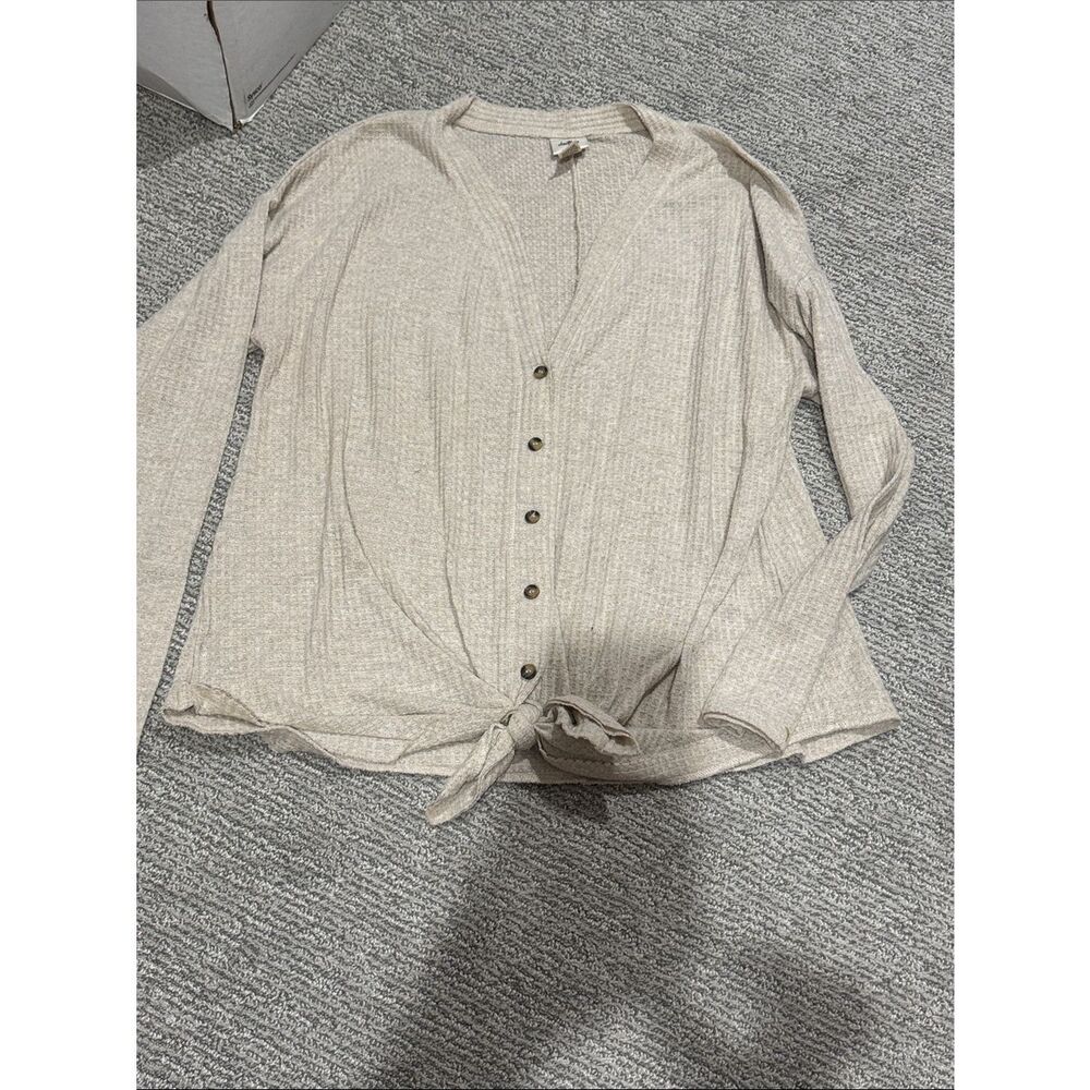 Daytrip Neutral Knit Button-Front Top — Beige